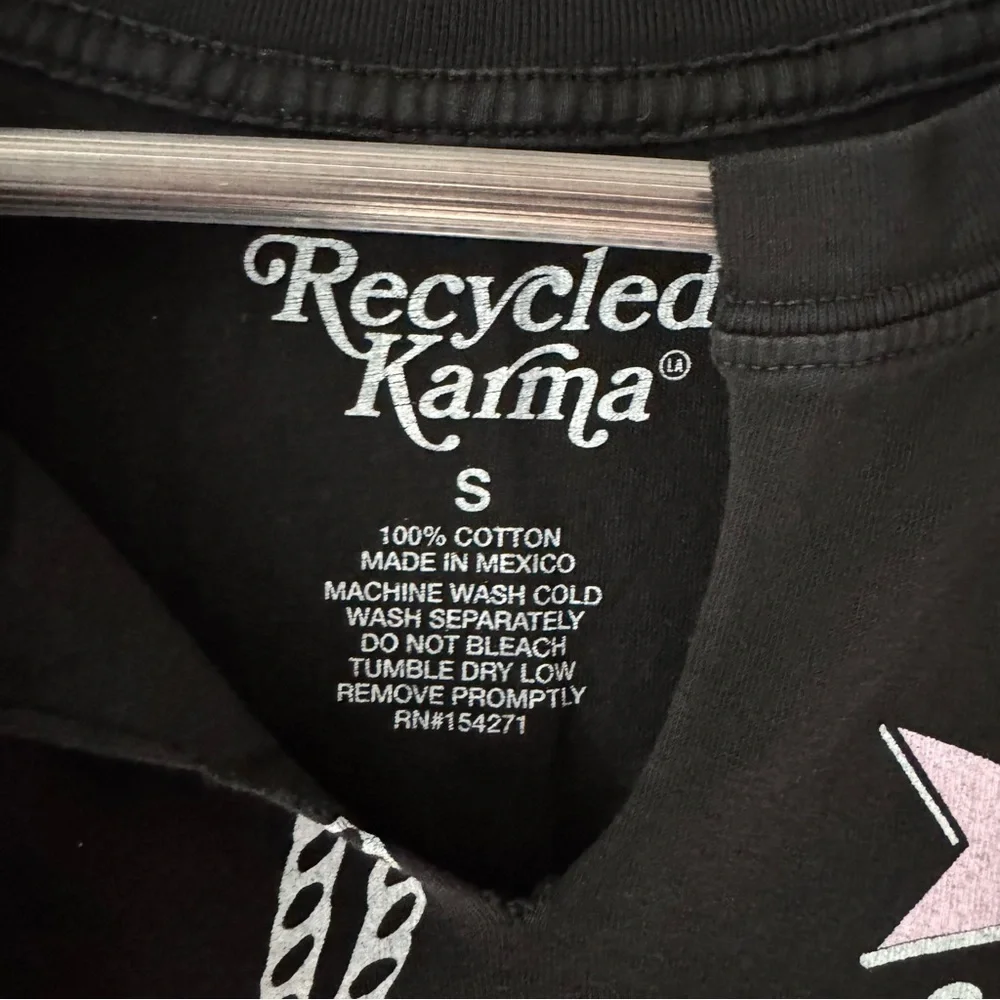 RECYCLED KARMA NASHVILLE TENNESSEE COUNTRY SONGS TEE BLACK SIZE SMALL EUC - Picture 3 of 4